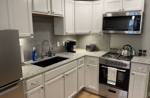 Downtown Buffalo Apartment | Downtown King Bed Suite- Very Walkable- Flexible Cancellation