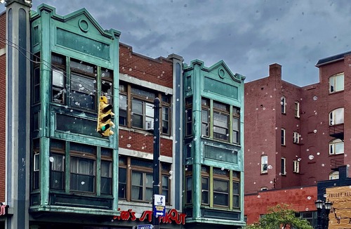 Downtown Buffalo Apartment | Downtown King Bed Suite- Very Walkable- Flexible Cancellation