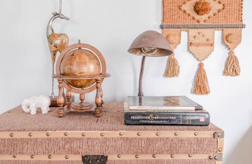 South End Apartment | Downtown Lakefront Hideaway