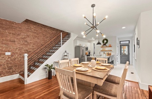 Lancaster House | Downtown Lancaster 3BR 2.5BA Entire Home w/Private Sauna + Free Parking