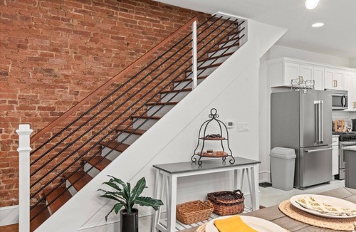 Lancaster House | Downtown Lancaster 3BR 2.5BA Entire Home w/Private Sauna + Free Parking