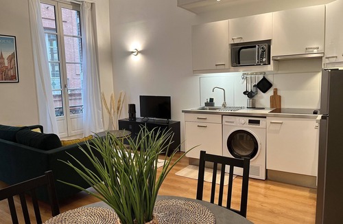Carmes Apartment | Downtown - Les Carmes