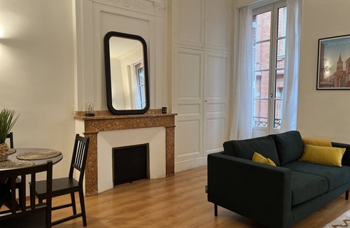 Carmes Apartment | Downtown - Les Carmes