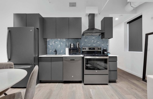 Downtown Montreal Apartment | Downtown|Loft 3beds|6 guests