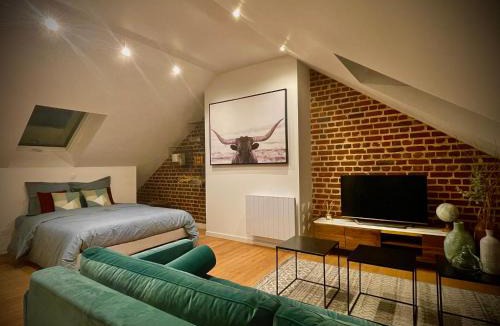 Centre Ville Apartment | DOWNTOWN LOFT - CENTRE VILLE - WiFi - NETFLIX