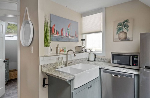 Parkside Apartment | Downtown Loft with Water Views