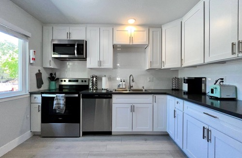 Loomis House | Downtown Loomis Modern Farmhouse 3