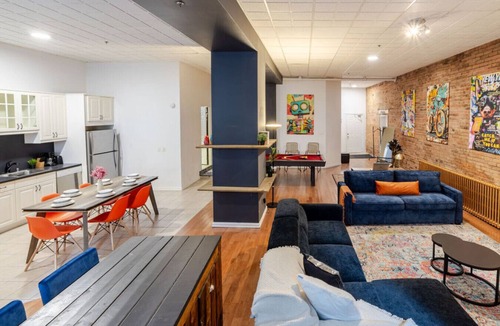International District Apartment | Downtown Luxe Loft Retreat