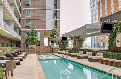 Waller Creek District Apartment | Downtown | Luxury 2BD Apt. | Pool | Gym | Great Views