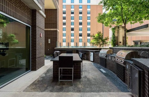 Waller Creek District Apartment | Downtown | Luxury 2BD Apt. | Pool | Gym | Great Views