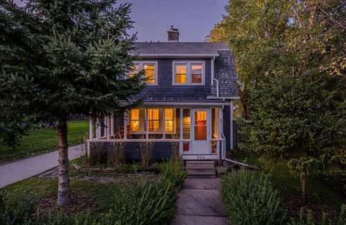 Appleton House | Downtown Luxury at Lawrence