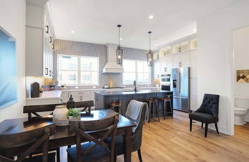 Lockerbie Square Condo | Downtown Luxury | Chatham-Arch BoHo-Style Townhome