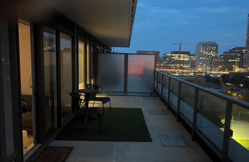St. Lawrence Condo | Downtown Luxury Condo | Gym | Parking