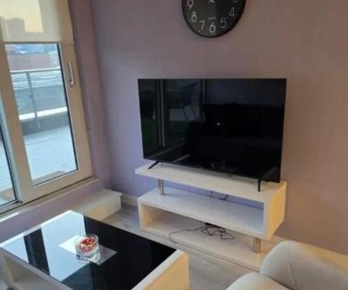 St. Lawrence Apartment | Downtown Luxury Condo Gym & Parking