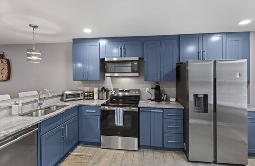Downtown Wilmington Villa | Downtown Luxury | Free Parking | Steps to DuPont
