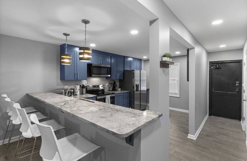 Downtown Wilmington Villa | Downtown Luxury | Free Parking | Steps to DuPont
