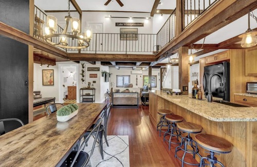 Wolfeboro Condo | Downtown Luxury, Walk to Shops + Docks, Wolfeboro