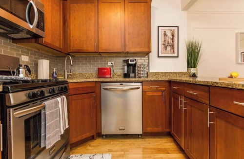 Streeterville Apartment | Downtown Mag Mile Sleep 20 | 6bd/6ba