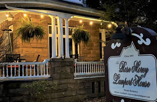 Near Northwest House | Downtown Mansion near Notre Dame