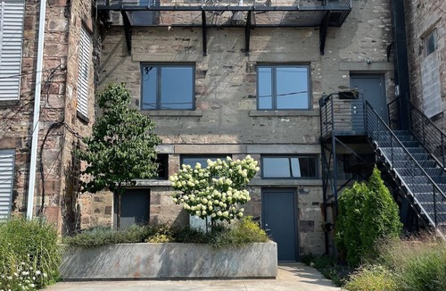 Medina House | Downtown Medina Contemporary Loft