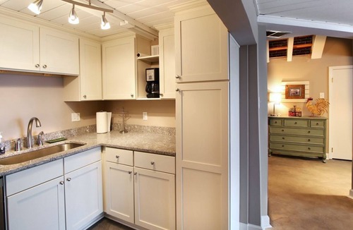 South Main Historic District Condo | Downtown Memphis Condo, Walk to Everything, Sleeps 6
