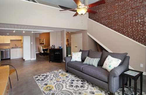 South Main Historic District Condo | Downtown Memphis Condo, Walk to Everything, Sleeps 6