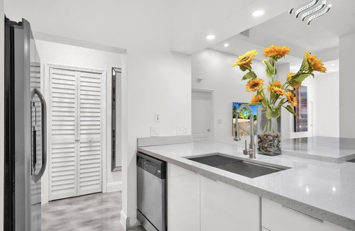 Brickell Condo | Downtown Miami Brickell 3 Bedrooms HighCeiling loft