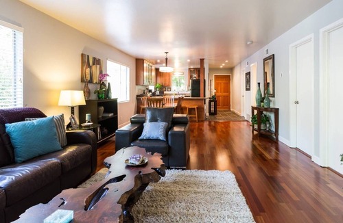 Mill Valley Condo | Downtown Mill Valley 3 bedroom flat