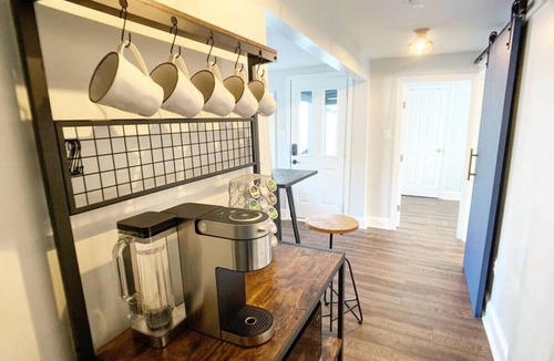 Shepherdstown Apartment | Downtown Modern 2BR step from dining and shopping