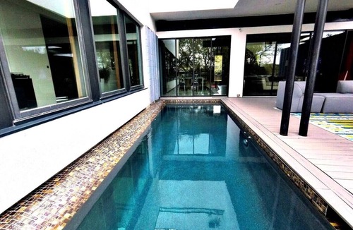 Riverside House | Downtown Modern With A View