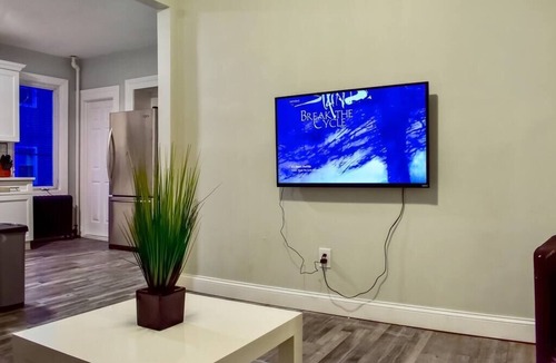 Montclair Apartment | Downtown Montclair 2BR Apt Parking & Train Nearby