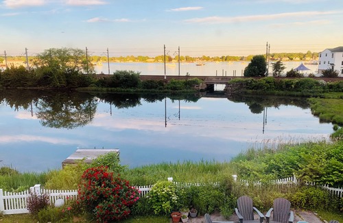 Mystic House | Downtown Mystic Waterfront Oasis