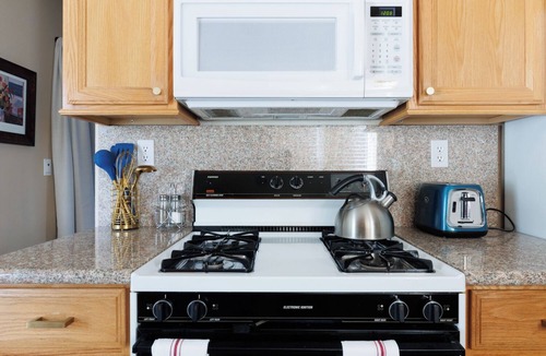 Napa Condo | Downtown Napa! Unit A Walk to Everything!