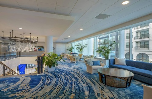 Sobro Resort | Downtown Nashville Studio – Margaritaville Pool & Live Music