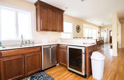 Yachting Village House | Downtown Newport Harbor Views with Rooftop Deck