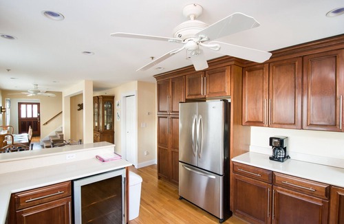 Yachting Village House | Downtown Newport Harbor Views with Rooftop Deck