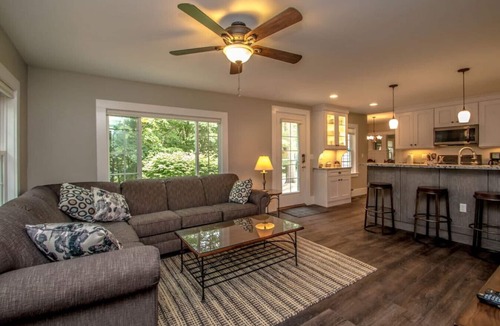 North Conway House | Downtown North Conway Village House