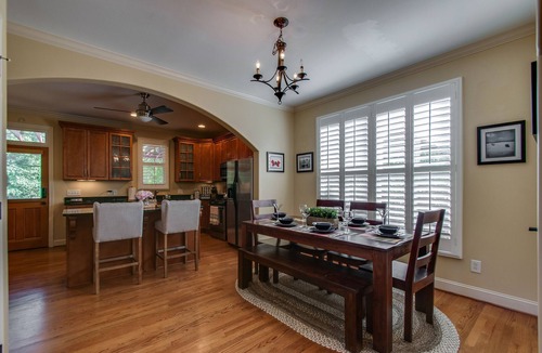 Hope Gardens House | Downtown Oasis - Convenient to EVERYTHING - Minutes to Downtown - Pvt Parking!