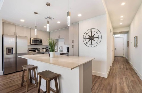 North Trail House | Downtown Oasis: Poolside Condo, Patio & Gym