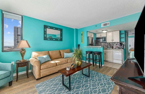Myrtle Beach Condo | Downtown Oceanfront High Floor With Dream Views!