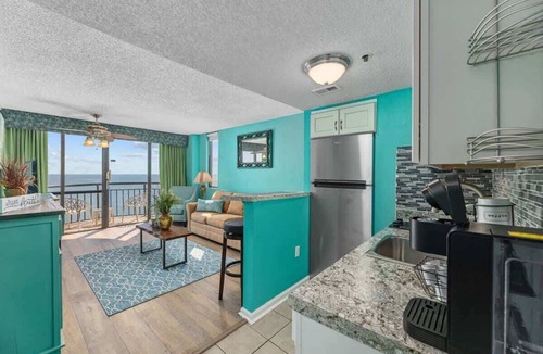 Myrtle Beach Condo | Downtown Oceanfront High Floor With Dream Views!