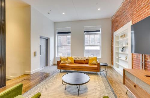 Downtown Omaha House | Downtown Omaha Getaway w/Deck & Gas Grill!