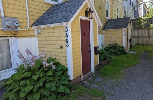 Downtown Halifax Apartment | Downtown one bedroom/Historic Bauer Terrace