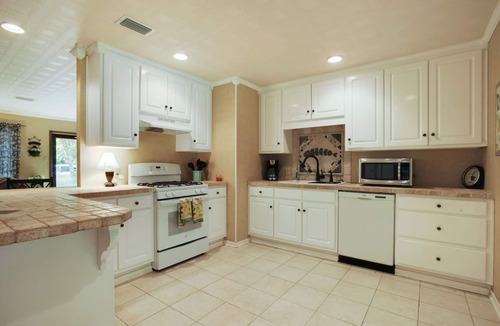 Ocean Springs House | Downtown OS. Quite & Walkable. Cul-De-Sac. n2 Small Pets. Newly Refurbished