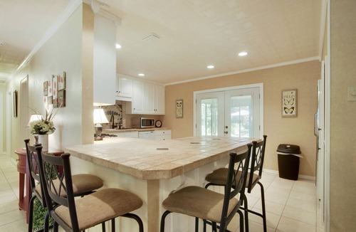 Ocean Springs House | Downtown OS. Quite & Walkable. Cul-De-Sac. n2 Small Pets. Newly Refurbished