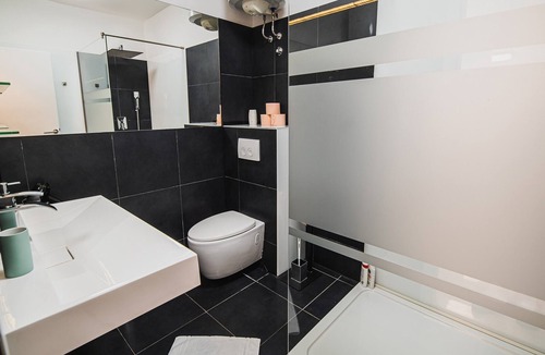 Vodice Apartment | Downtown Park Apartment with Balcony 5
