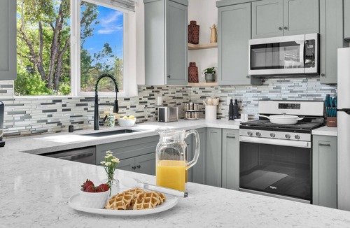 Paso Robles House | Downtown Paso: The Treetop Getaway