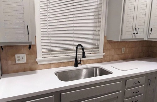 Bristol House | Downtown Patriotic Bristol!