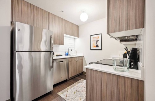 Printers Row Condo | Downtown Penthouse - Mich Ave 2bd | +gym & VIEWS