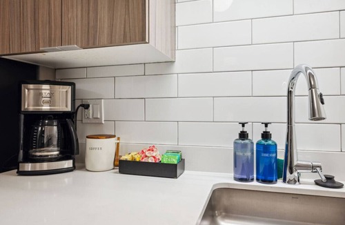 Printers Row Condo | Downtown Penthouse - Mich Ave 2bd | +gym & VIEWS